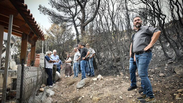 Στον τόπο της καταστροφής κλιμάκιο του ΚΚΕ – Στο πλευρό του λαού για αποζημιώσεις και μέτρα προστασίας